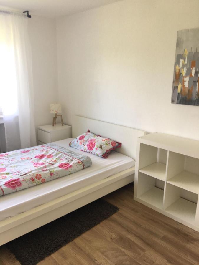 Mayen, Im Mohren, Privatzimmer Nr1, Waldrand, Nahe Nurburgring & Burg Eltz, Gemeinschaftsbad エクステリア 写真